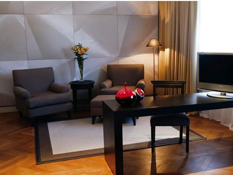 Hotel Nh Collection Crillón 4*