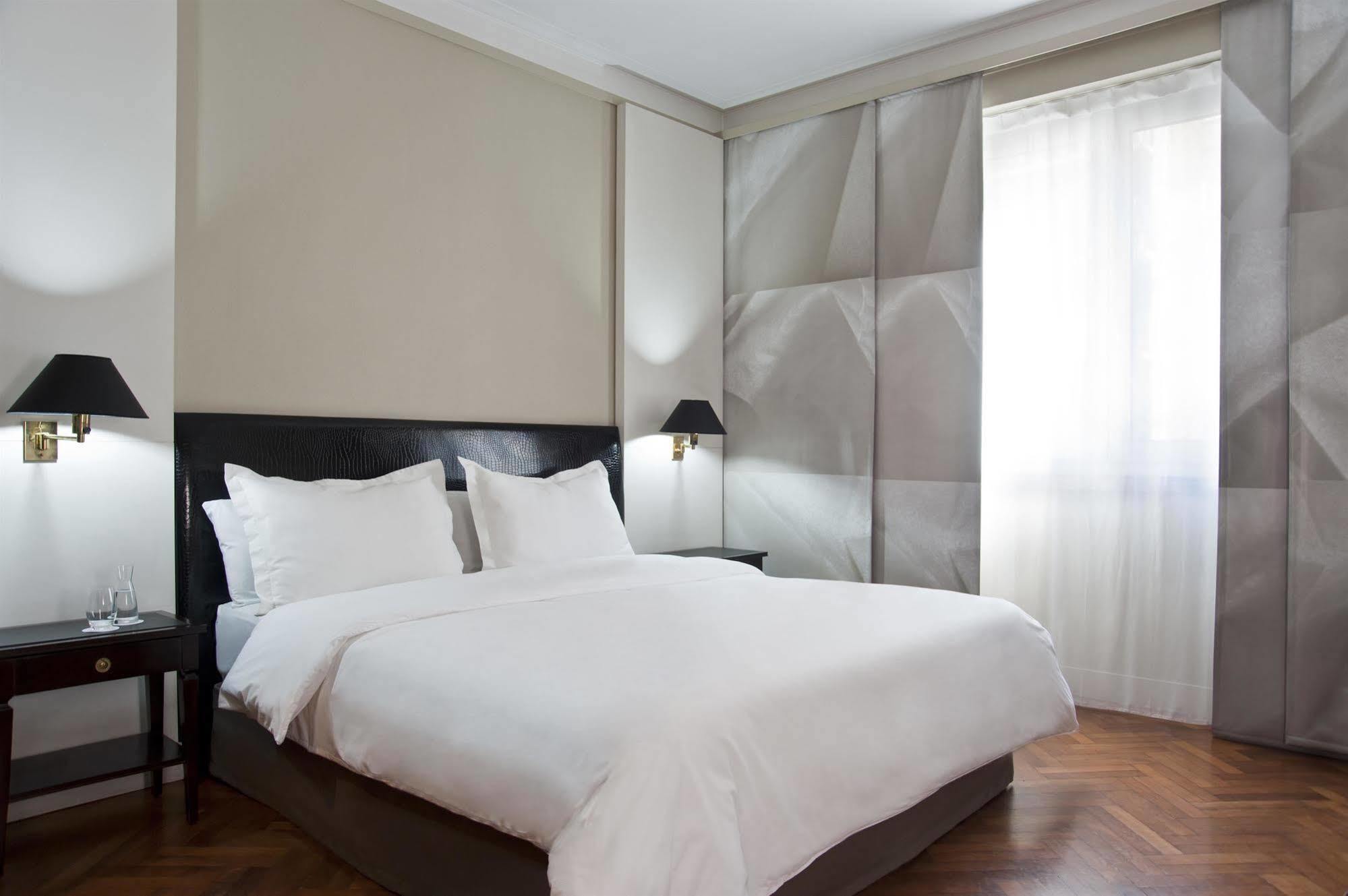 Hotel Nh Collection Crillón 4*